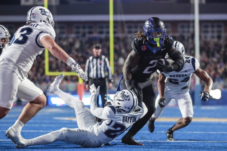 Read more about the article Ashton Jeanty didn’t win the Heisman, but he’s still chasing history at Boise State