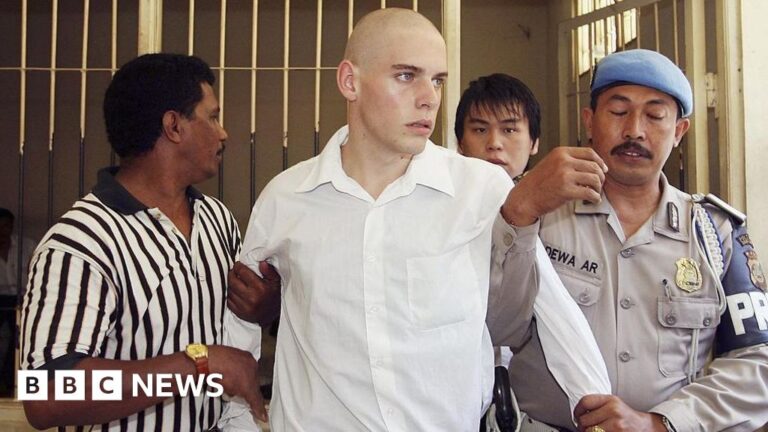 Read more about the article Australia says ‘Bali Nine’ drug smugglers have returned home