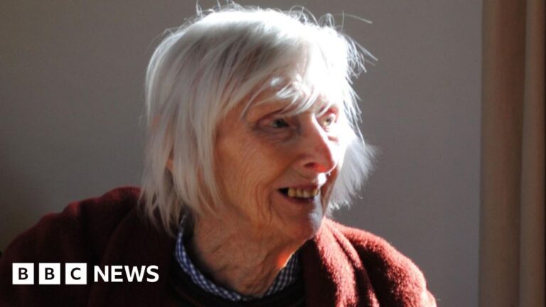 Read more about the article Children’s author known for Topsy and Tim dies aged 96