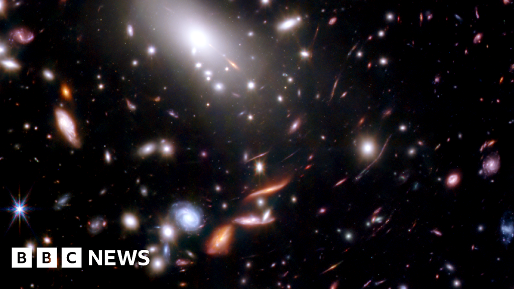 You are currently viewing ‘Christmas’ galaxy reveals how Universe formed