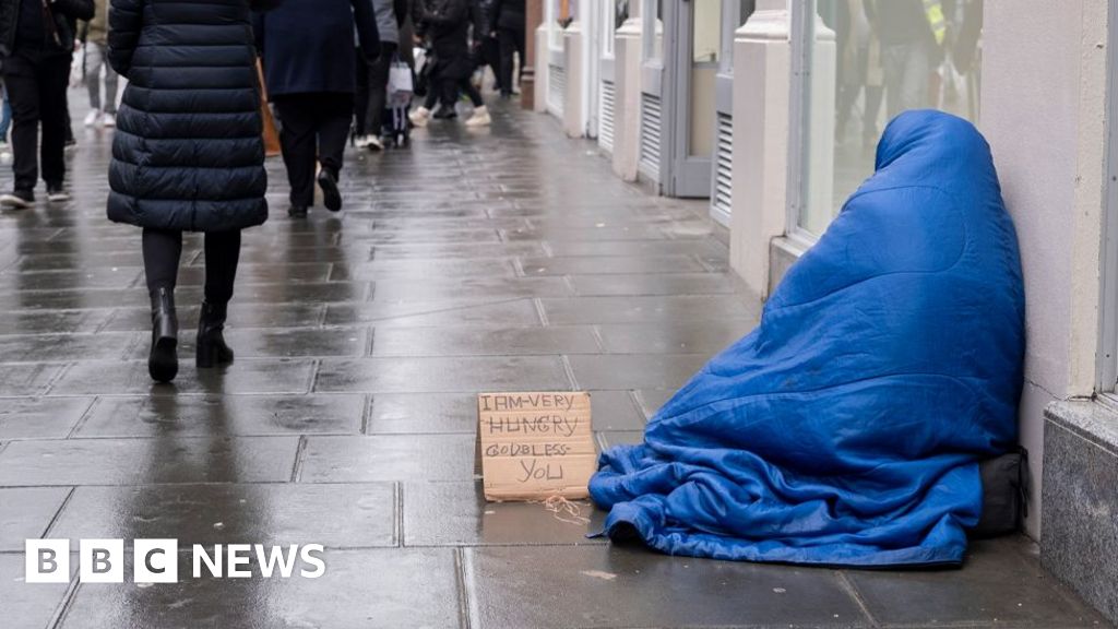 Read more about the article Councils call for cash to cover homeless bill shortfall