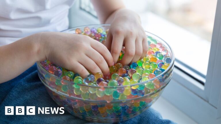 Read more about the article Doctors issue warning over water bead Christmas gifts for children