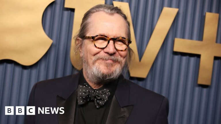 Read more about the article Gary Oldman voices Christmas poem for MI5