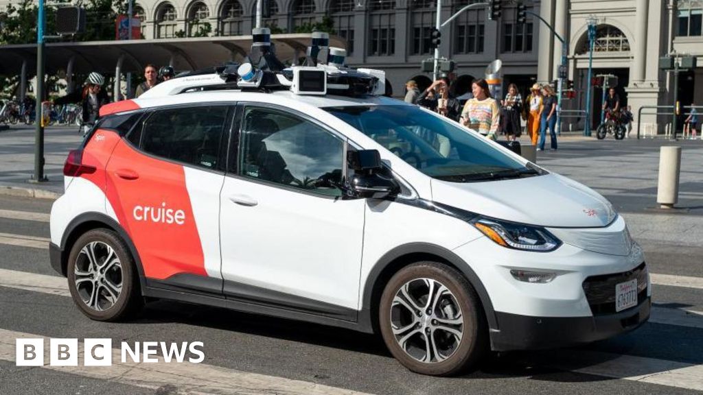 Read more about the article General Motors pulls plug on Cruise robotaxi project