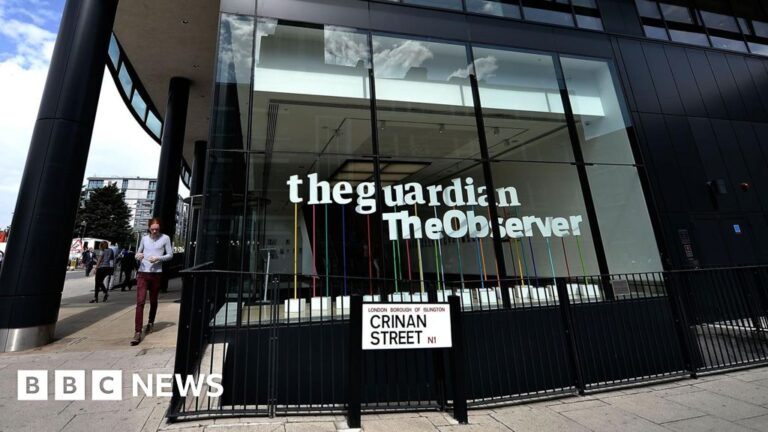 Read more about the article Guardian writers on strike over Observer sale