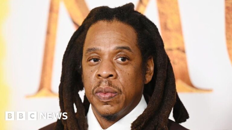 Read more about the article Jay-Z asks court to dismiss rape lawsuit over inconsistencies