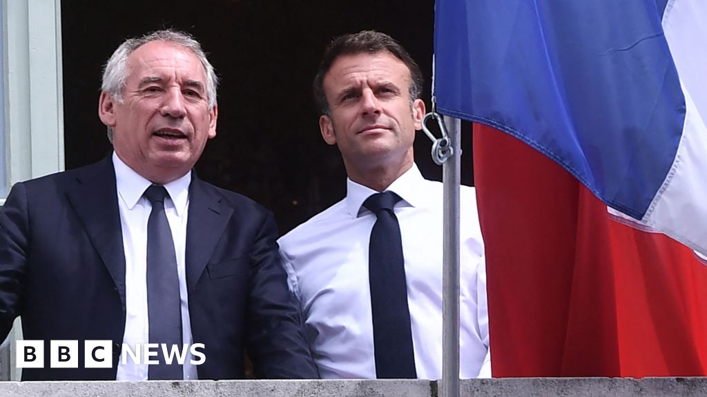 Read more about the article Macron names centrist Bayrou as French PM in bid to end political instability