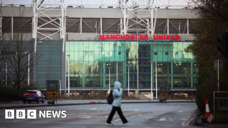 Read more about the article Man Utd food hygiene rating cut after mouse droppings found