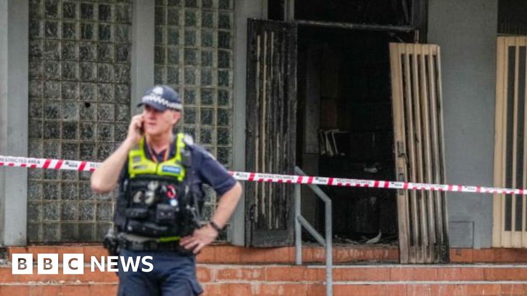 You are currently viewing Melbourne synagogue fire ‘likely’ terror act, police say