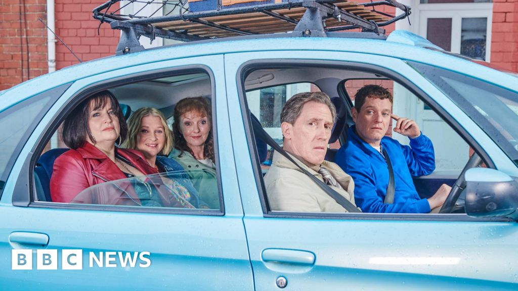 You are currently viewing New Gavin and Stacey photos released ahead of Christmas special