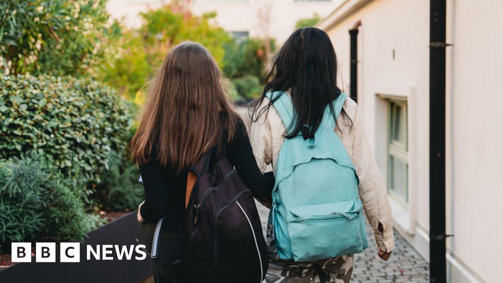 You are currently viewing Ofsted ‘alarmed’ by school absence and ‘flexi-schooling’