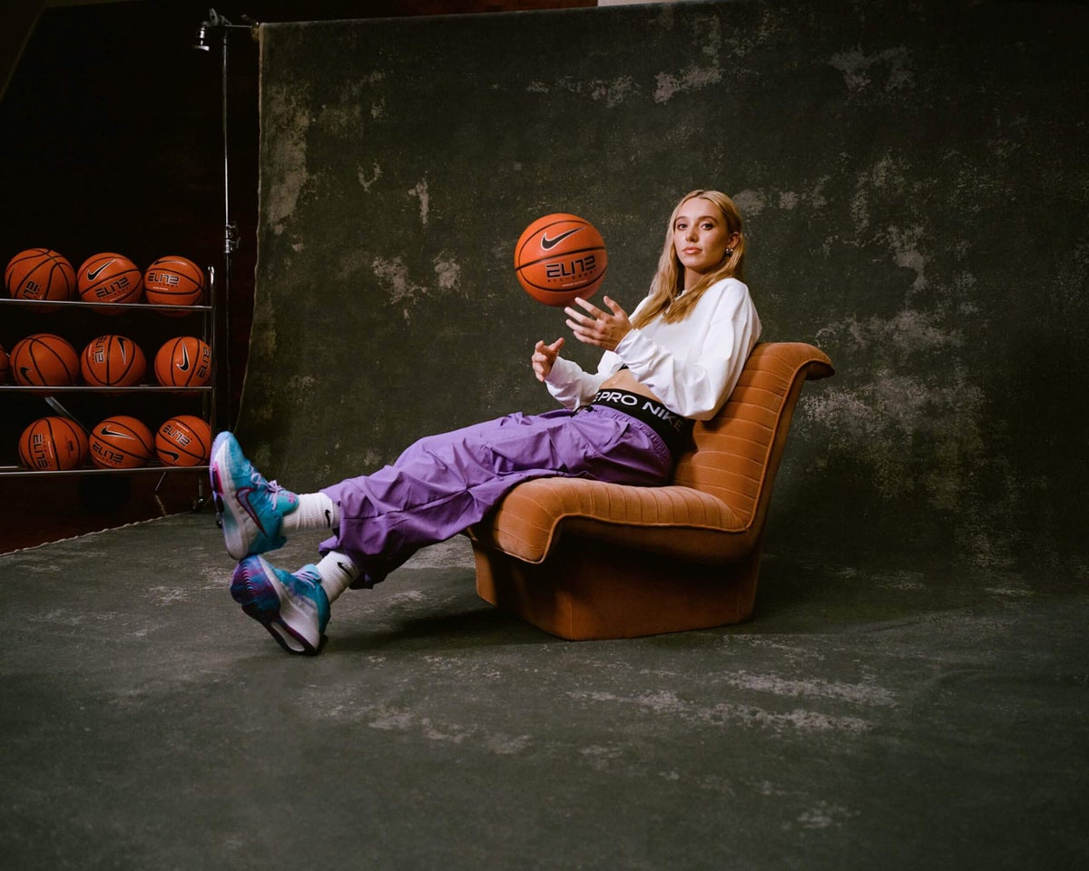 You are currently viewing Paige Bueckers becomes first NIL athlete to launch Nike player edition sneaker