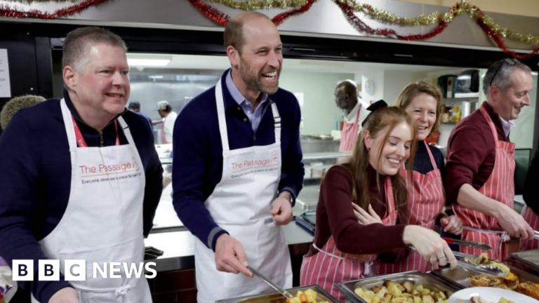 Read more about the article Prince William serves Christmas lunch at shelter he visited with Diana