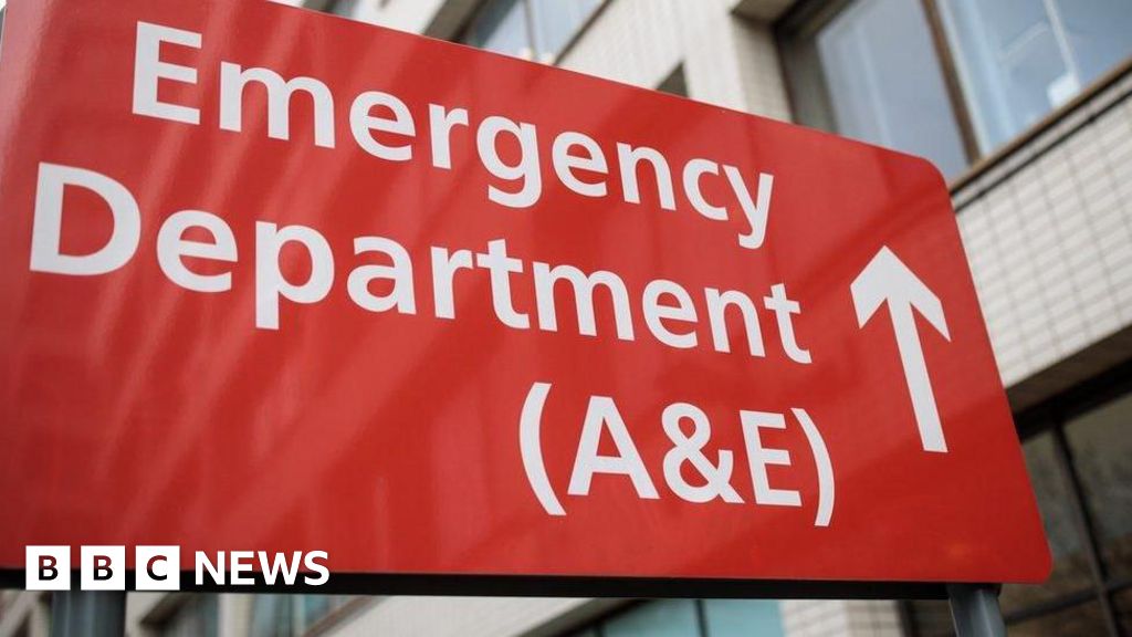 Read more about the article Prioritise safety not A&E target, NHS leaders told