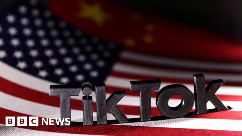 Read more about the article Trump to meet TikTok CEO as ban deadline looms