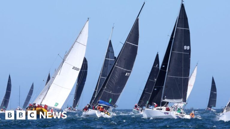 Read more about the article Two die in Sydney to Hobart yacht race