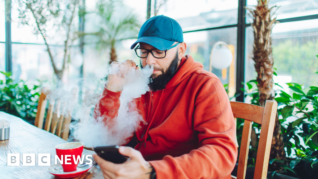 Read more about the article Typhoo Tea rescued by vape maker Supreme