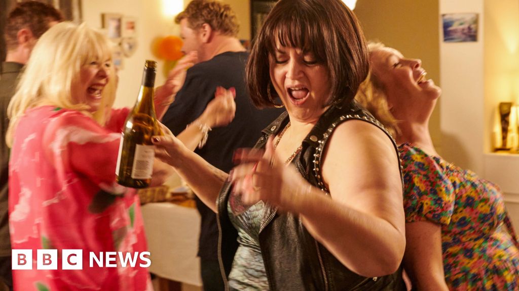 Read more about the article Watch the trailer for ‘Gavin & Stacey: The Finale’