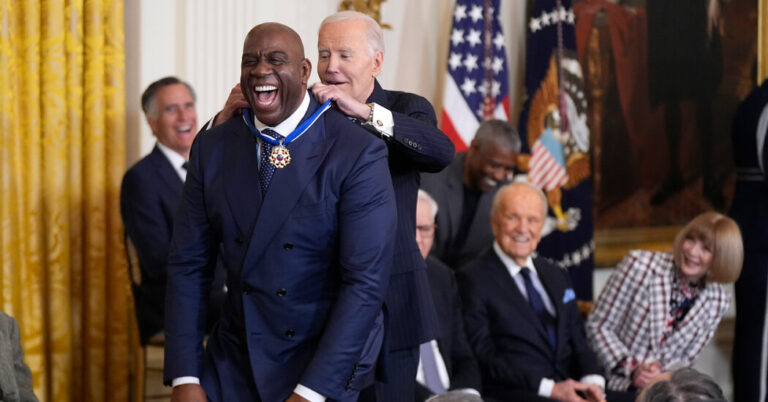 Read more about the article Biden Awards 18 Medals of Freedom, and Delivers One Unmistakable Message