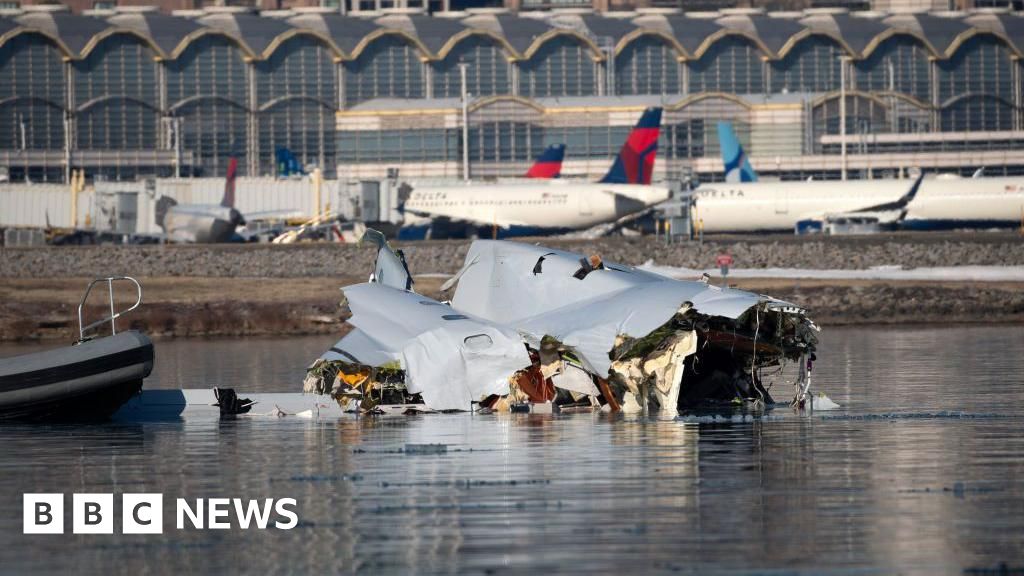 You are currently viewing Black boxes found as airport staffing probed