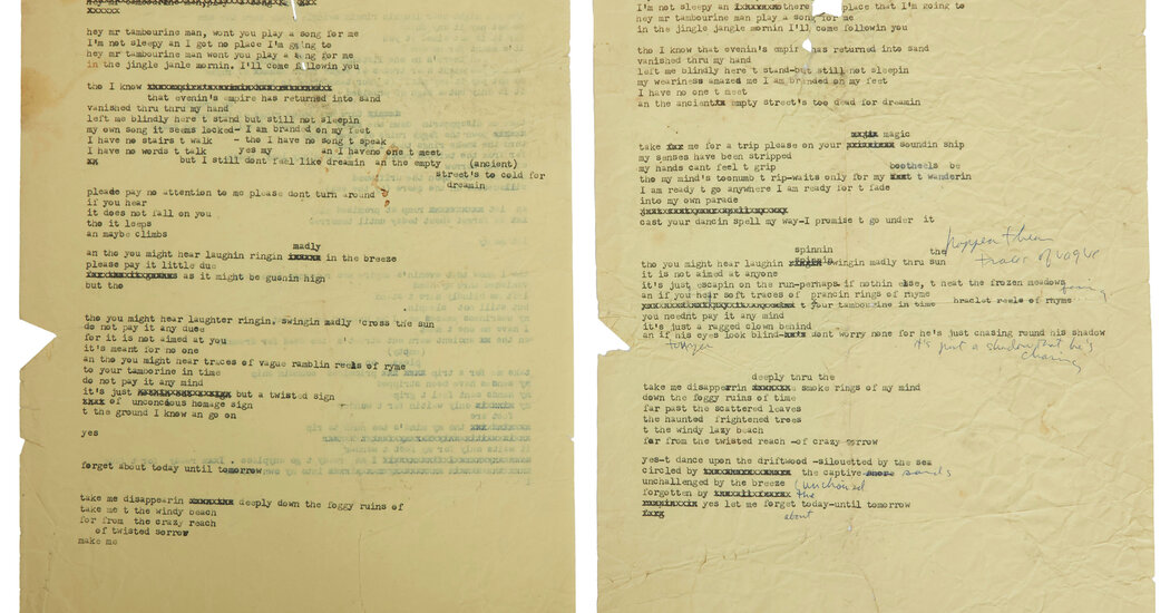 You are currently viewing Bob Dylan’s Draft of Lyrics, Once Tossed in Trash, Sells for $500,000