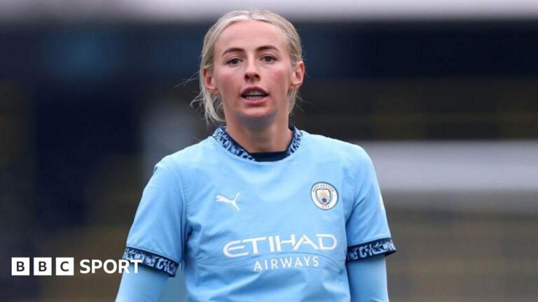 Read more about the article Chloe Kelly: Man City accept Arsenal loan offer