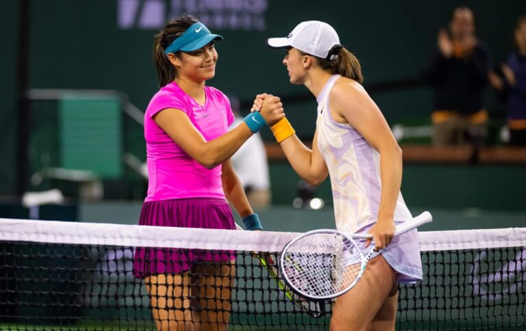 Read more about the article Emma Raducanu and Iga Swiatek’s Australian Open match reunites two teenage Grand Slam winners