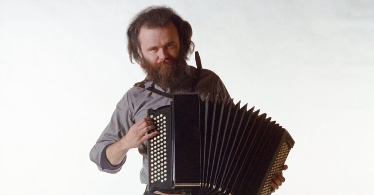 Read more about the article Garth Hudson, Multifaceted Musician With the Band, Dies at 87