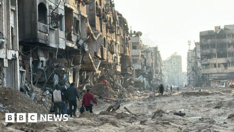 Read more about the article Gaza ceasefire deal being finalised, Palestinian official tells BBC