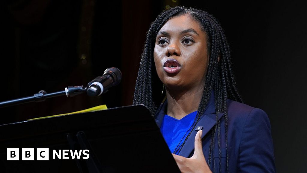 Read more about the article Kemi Badenoch calls for national inquiry into ‘rape gangs’