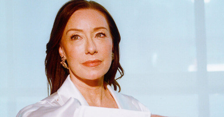 Read more about the article Molly Parker Scrubs In for ‘Doc’