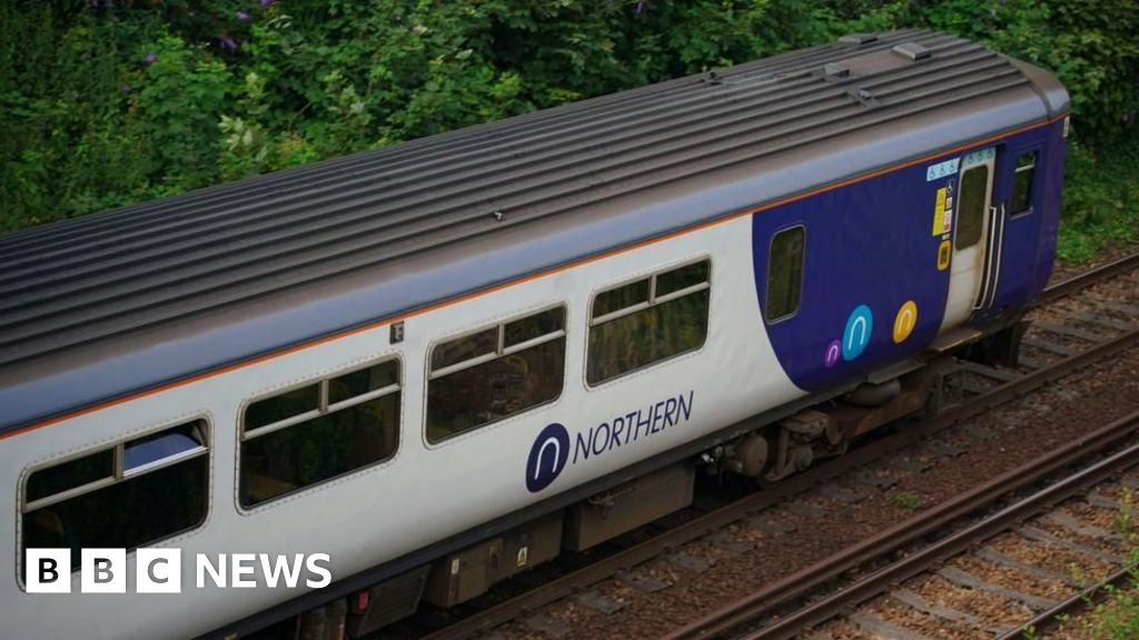 Read more about the article North East Mayor seeks Northern Trains takeover