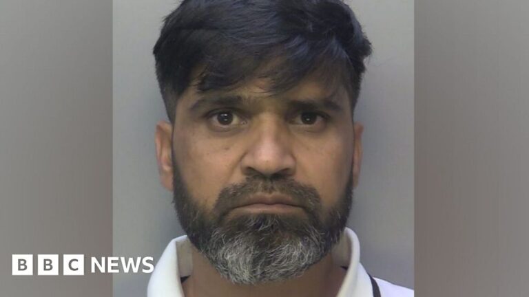 Read more about the article Police investigate after ‘Sara Sharif killer attacked in prison’