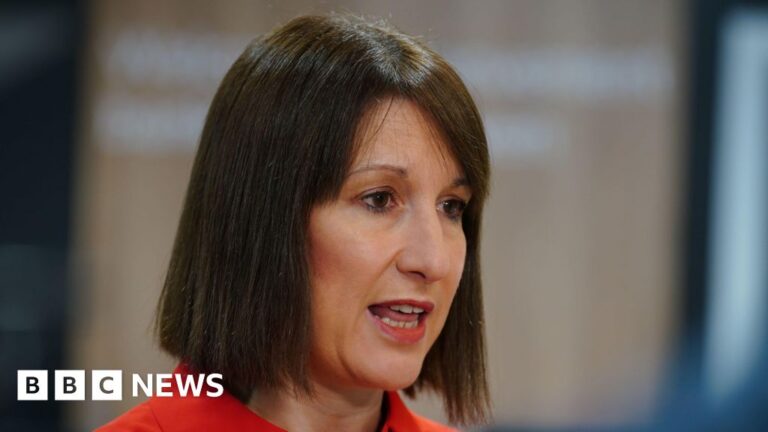 Read more about the article Rachel Reeves heads to China amid pressure over borrowing costs