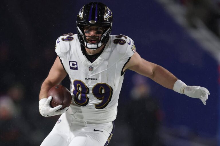 Read more about the article Ravens TE Mark Andrews says he’s ‘devastated’ in first public comments since playoff loss