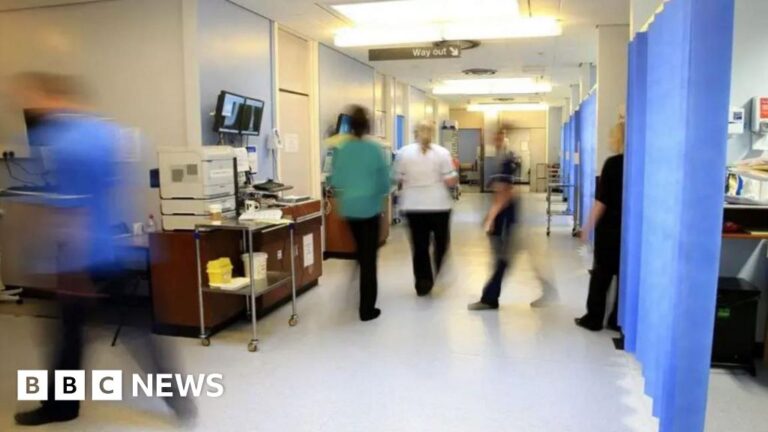 Read more about the article Royal Liverpool Hospital A&E patients waiting up to 50 hours