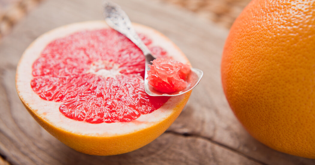 You are currently viewing Scientists May Be Able to Make Grapefruits Compatible With Medications They Currently Interfere With