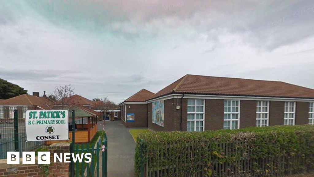 Read more about the article Snow forces several schools in County Durham to shut