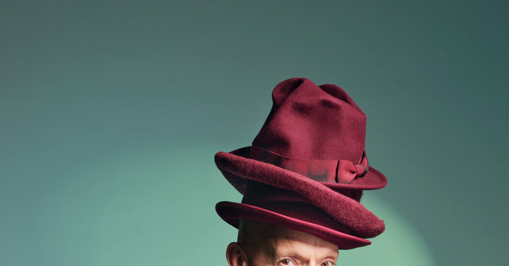 You are currently viewing The Secrets Under the Milliner Stephen Jones’s Hat