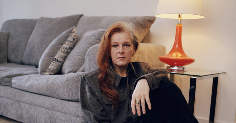 Read more about the article The Ultimate Neko Case Primer