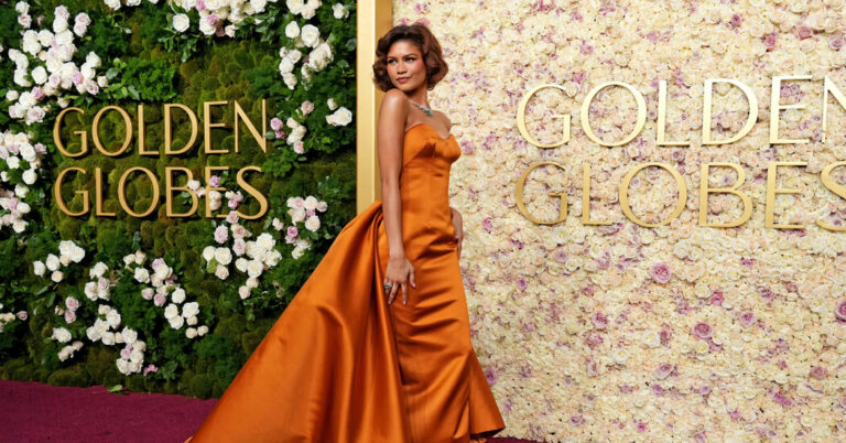 Read more about the article The Worst Golden Globes Fashion Trend