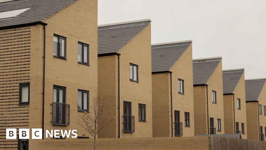 UK house prices rose by 4.7% in 2024, says Nationwide - Stream24 News You are currently viewing UK house prices rose by 4.7% in 2024, says Nationwide