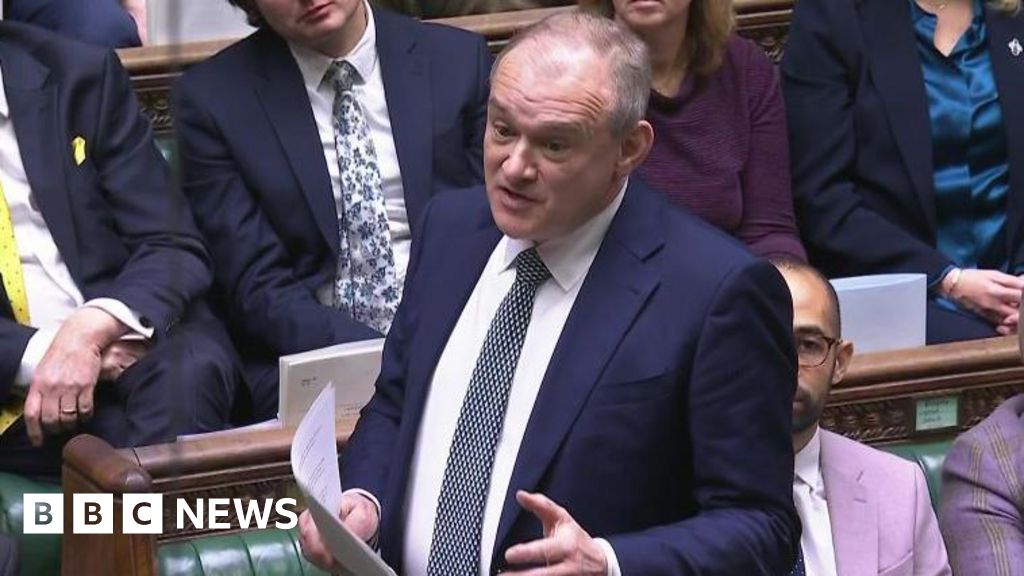 Read more about the article UK needs to rejoin EU customs union, says Lib Dem leader Ed Davey