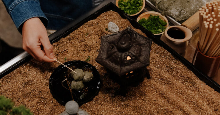 Read more about the article A Party for Renko Floral With an Edible Zen Garden