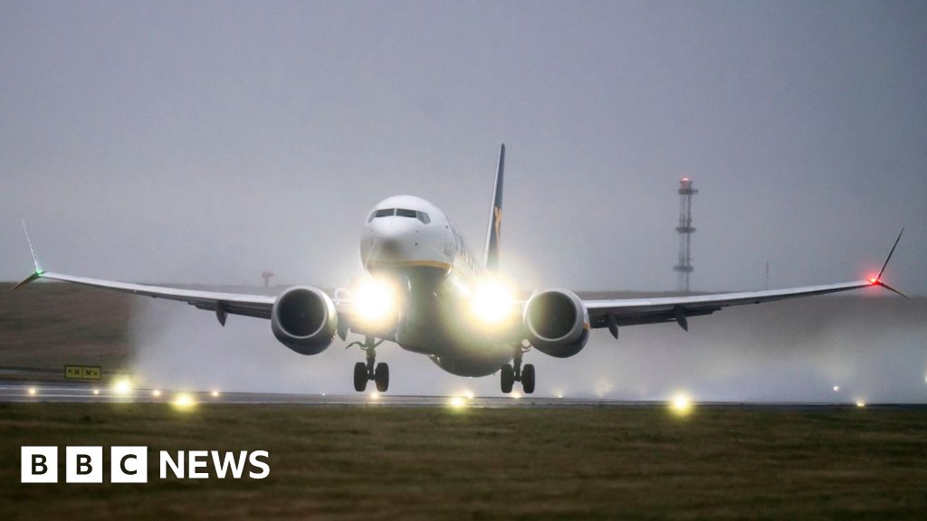 Read more about the article Chancellor changes mind over Leeds Bradford Airport expansion