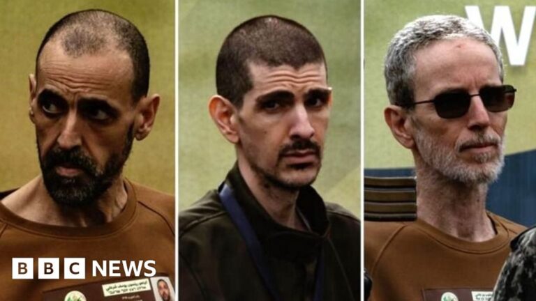 Read more about the article Hamas frees three Israeli hostages as Palestinian prisoners released