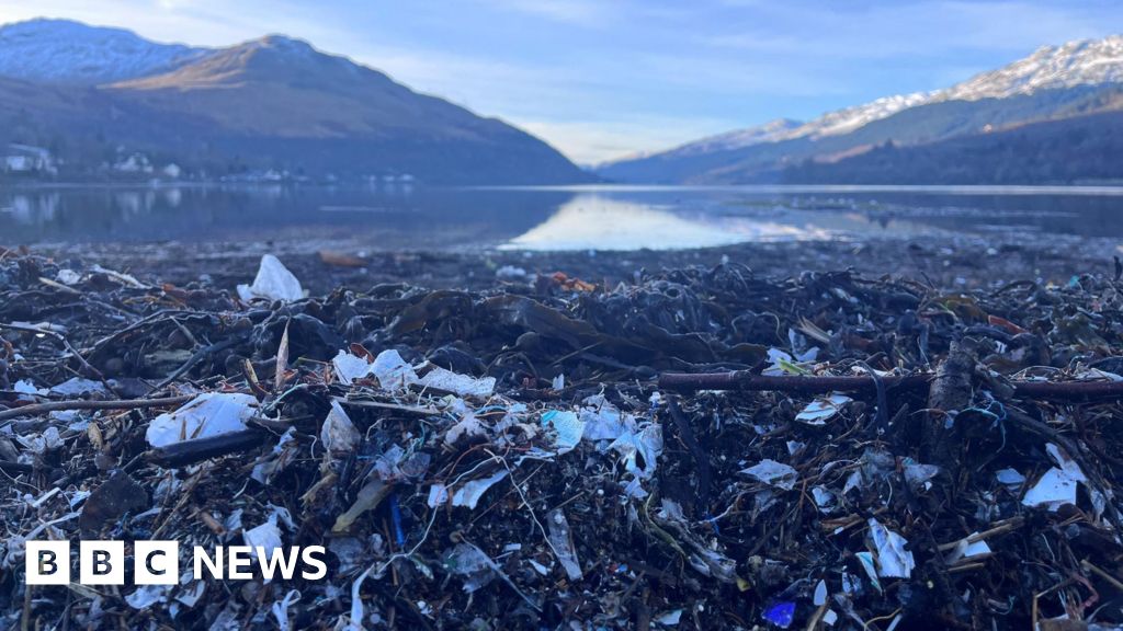 You are currently viewing How Loch Long became a magnet for Scotland’s plastic waste