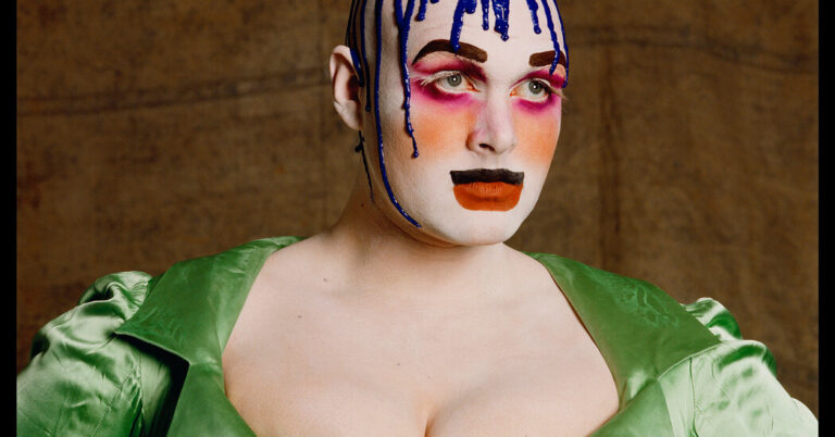 Read more about the article Leigh Bowery Arrives at Tate Modern, Without Labels