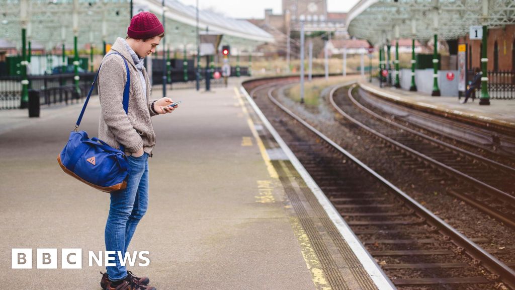 You are currently viewing Man fined for loudspeaker call at French station