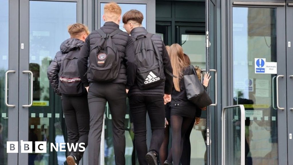 Review over school sex survey to be published 'in 30 days'